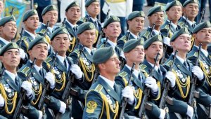 Я бы в армию пошел, пусть меня научат: система военного образования в Казахстане
