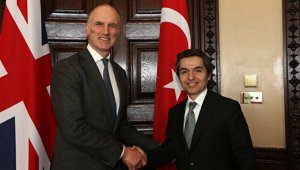 Турция и Великобритания укрепляют сотрудничество в сфере оборонной промышленности