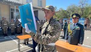 Планирую связать свою судьбу с военной службой: военно-техническая школа Алматы выпустила более 160 курсантов