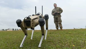 Армия США хочет вооружить роботов