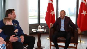 Эрдоган предложил Маску открыть завод Tesla в Турции