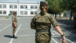 Армянскую армию пополнят женщины-добровольцы