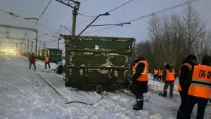 ЧП в Петропавловске: тепловоз столкнулся с поездом