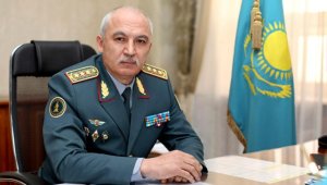 Министр обороны поздравил казахстанцев с Днем Независимости
