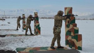 Азербайджанский спецназ отработал в Нахичевани уничтожение условного противника