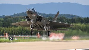 Южная Корея начнет серийное производство истребителей KF-21