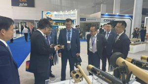 Делегация минобороны Казахстана посетила военно-техническую выставку в Саудовской Аравии