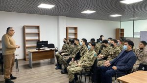 Студенты военной кафедры ЕНУ ознакомились с работой Sarbaz.kz