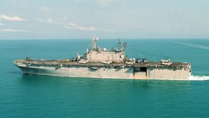 ВМФ США потопит крупный десантный корабль во время учений
